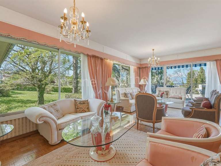 Maison Archamps - 11 chambres - 770m²