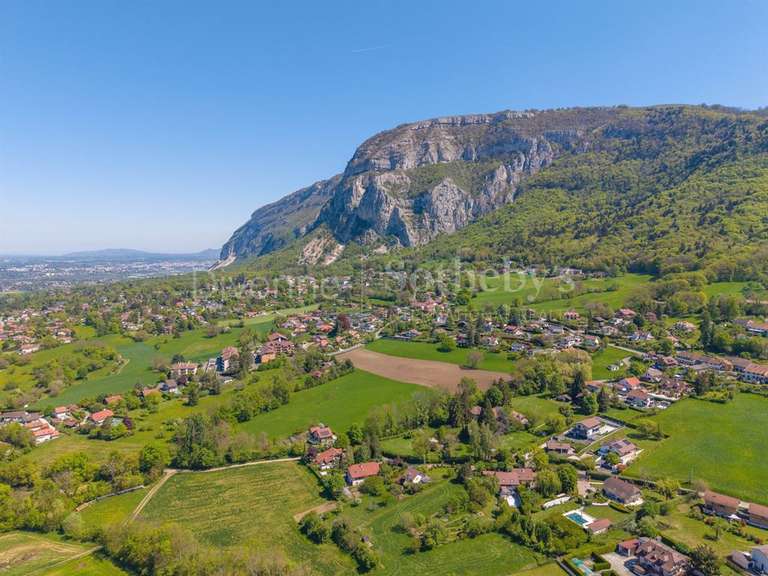 Maison Archamps - 11 chambres - 770m²