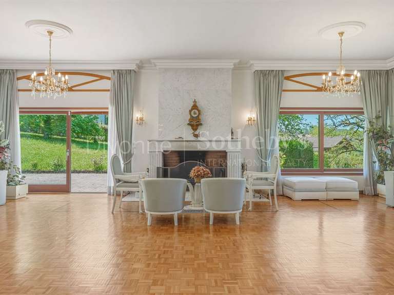 Maison Archamps - 11 chambres - 770m²