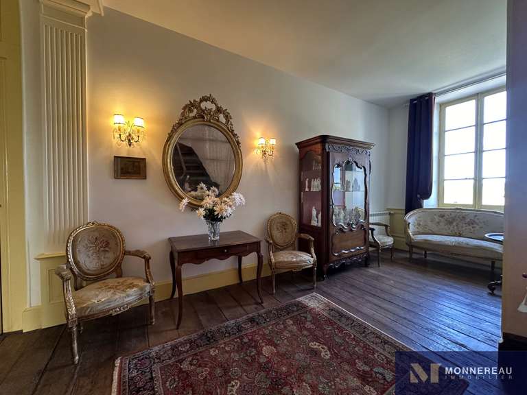 House Archiac - 8 bedrooms - 455m²