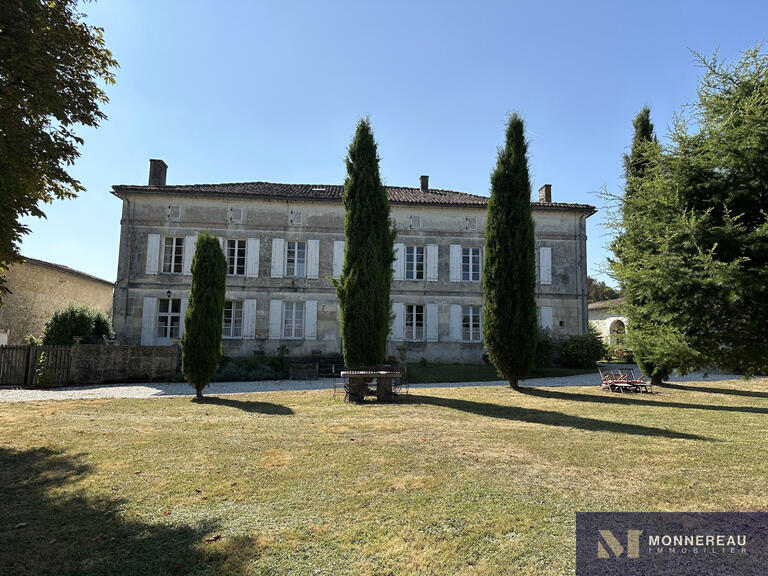 Maison Archiac - 8 chambres - 455m²