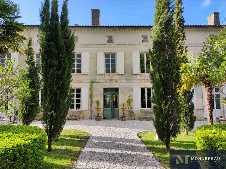 Maison Archiac - 8 chambres - 455m²