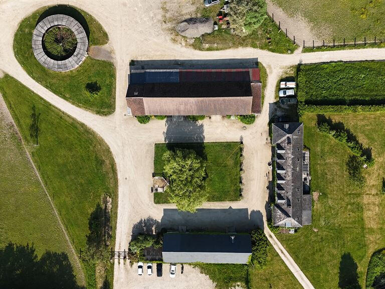 Equestrian property Ardon