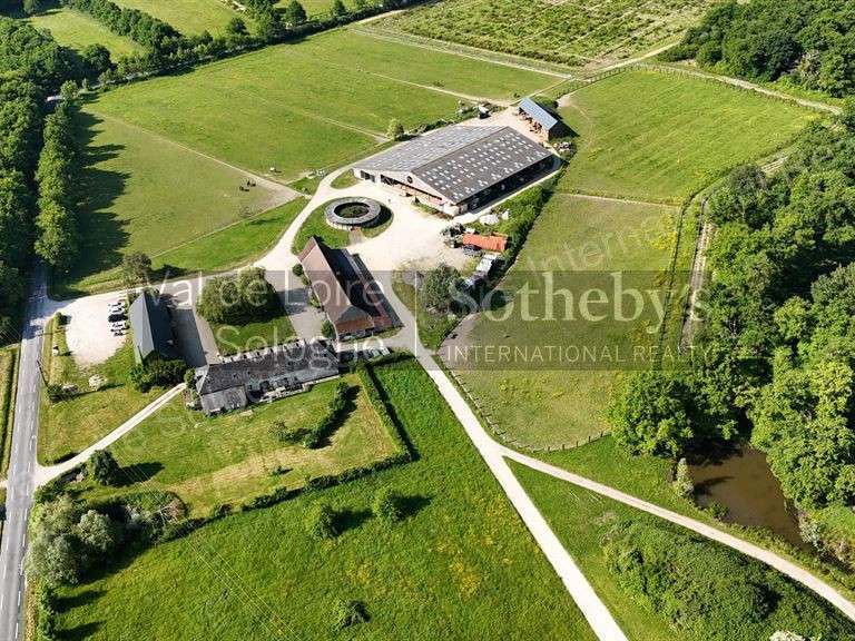 Propriété équestre Ardon - 5 chambres - 250m²