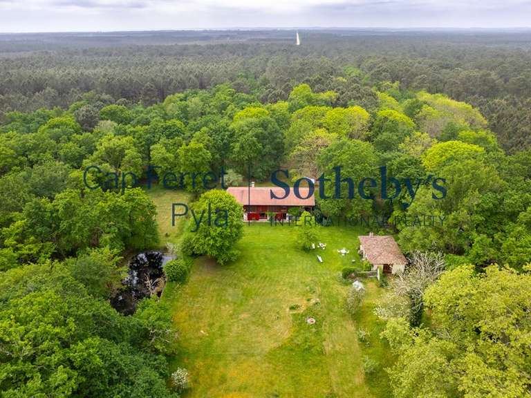 Maison Arès - 6 chambres - 250m²