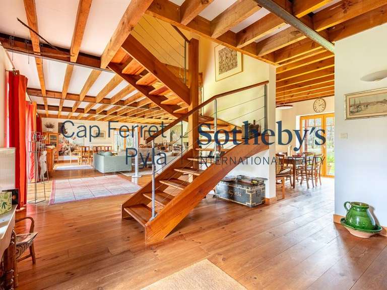 Maison Arès - 6 chambres - 300m²