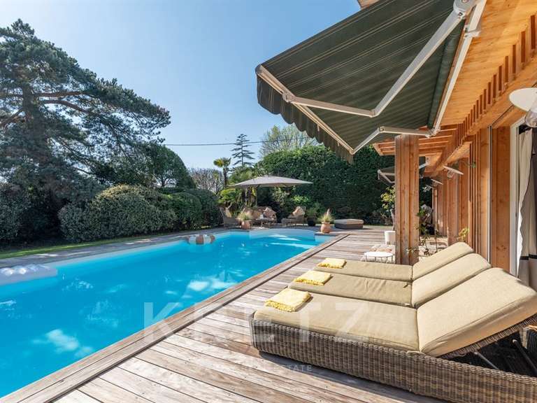 Maison Arès - 6 chambres - 297m²