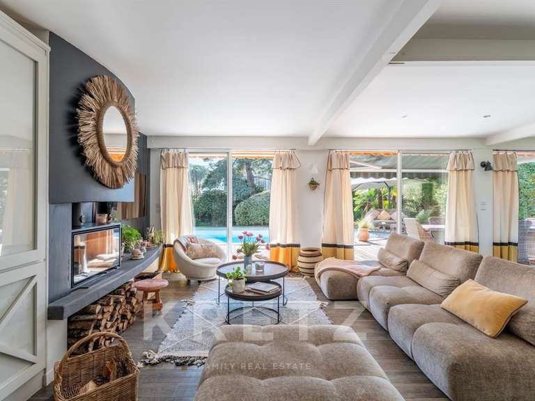 Maison Arès - 6 chambres - 297m²