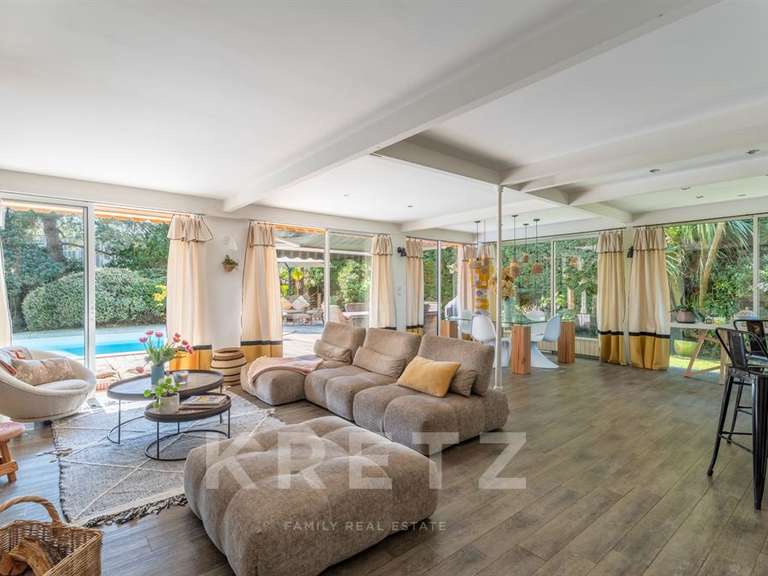 Maison Arès - 6 chambres - 297m²