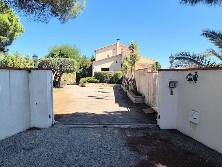 Maison Argelès-sur-Mer - 6 chambres - 350m²
