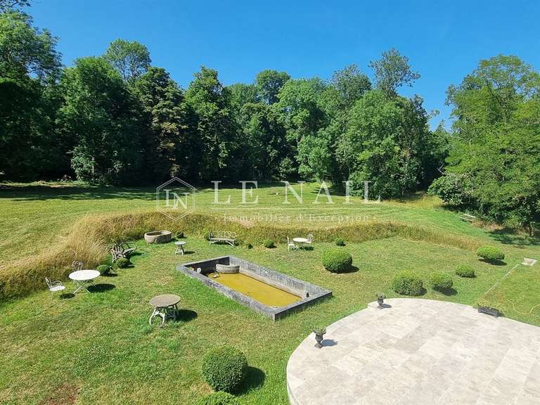 Château Argentan - 12 chambres - 600m²