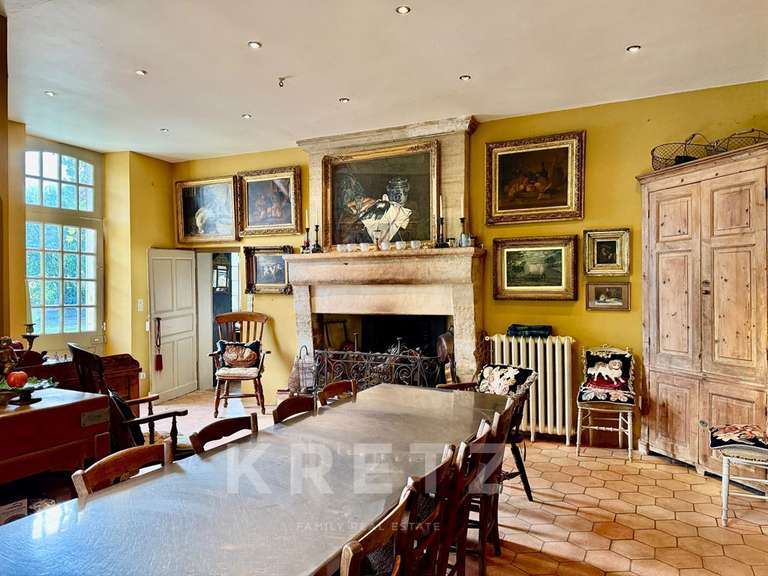 Château Argentan - 9 chambres - 560m²