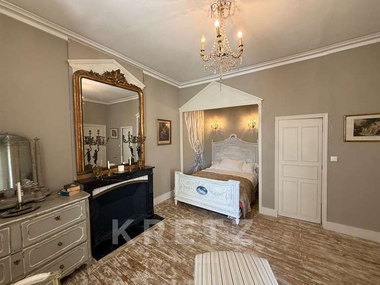 Château Argentan - 9 chambres - 560m²
