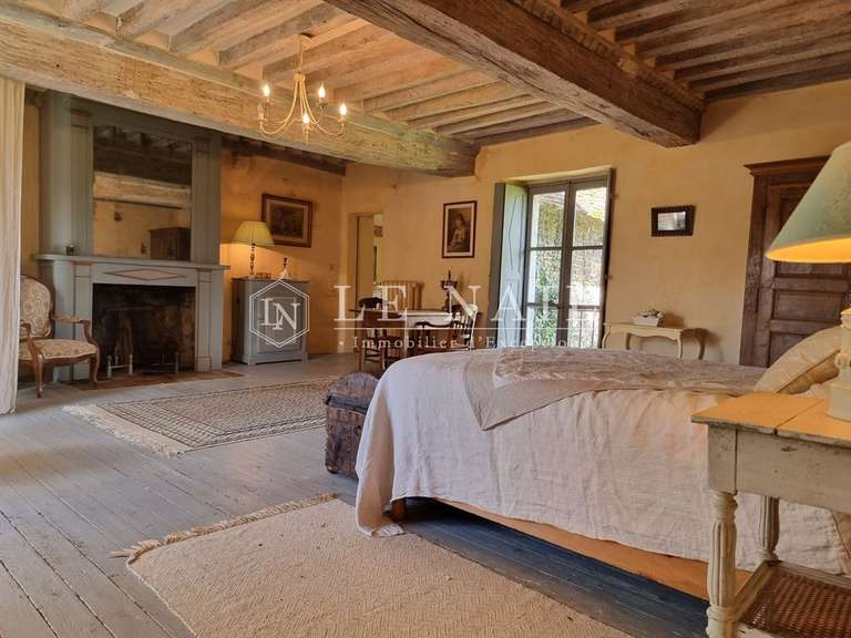 Manor Argentan - 11 bedrooms - 507m²
