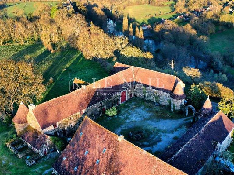 Manoir Argentan - 11 chambres - 507m²