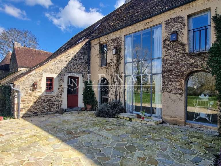 Manoir Argentan - 11 chambres - 507m²