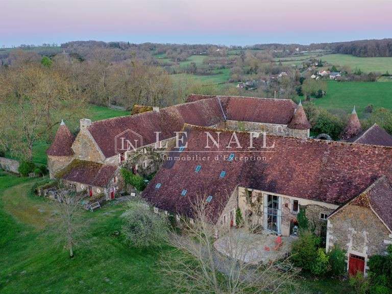 Manoir Argentan - 11 chambres - 507m²