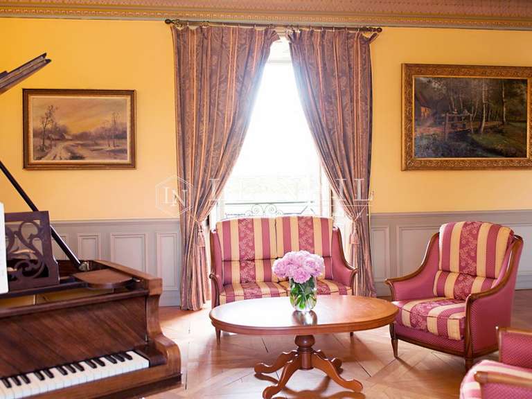 Castle Argenton-sur-Creuse - 22 bedrooms - 1750m²