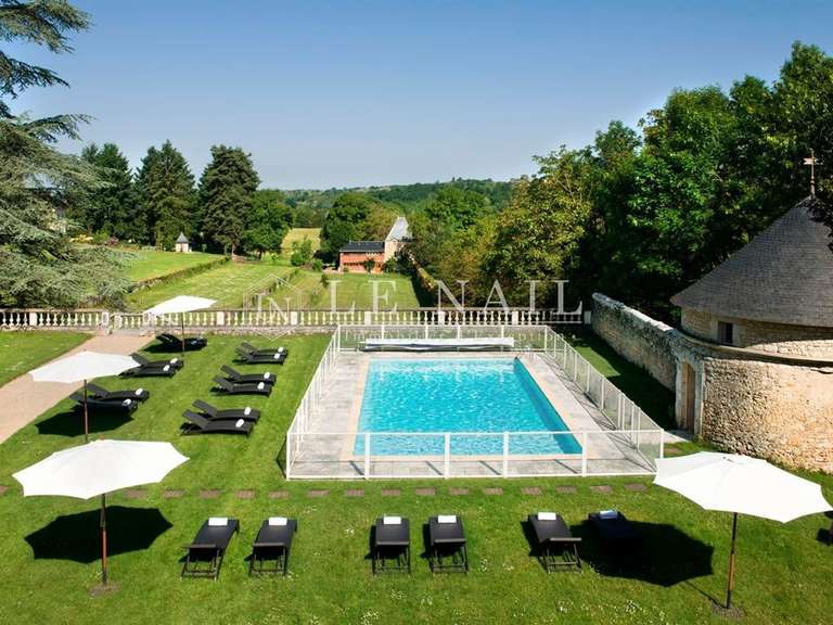 Castle Argenton-sur-Creuse - 22 bedrooms - 1750m²