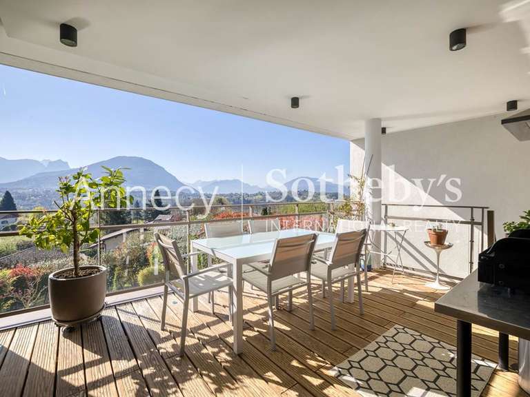 Maison Argonay - 4 chambres - 164m²