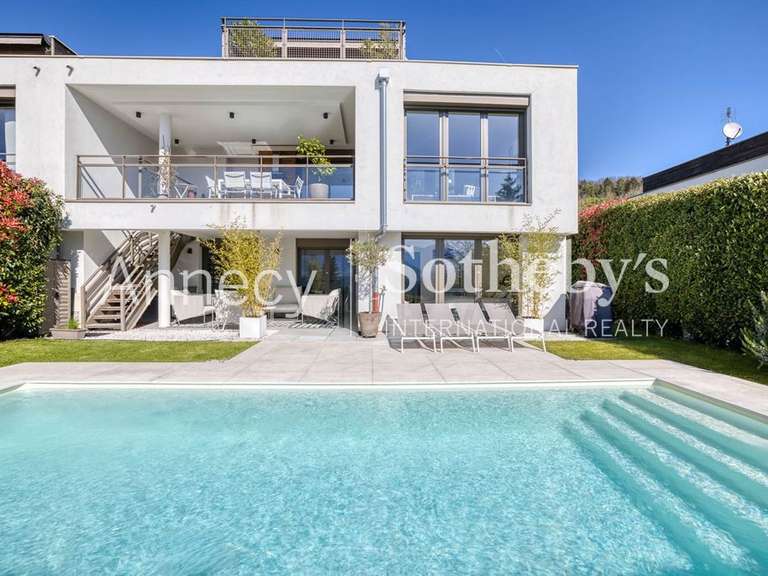 Maison Argonay - 4 chambres - 164m²