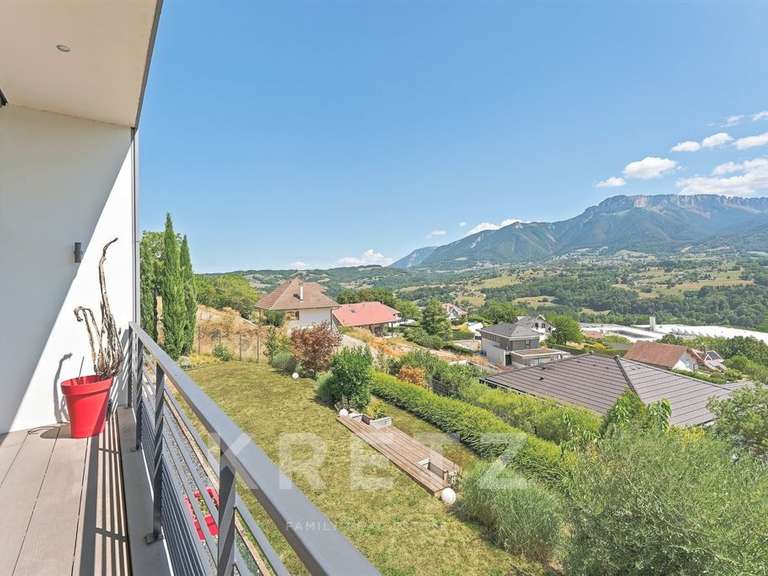 Maison Argonay - 4 chambres - 288m²