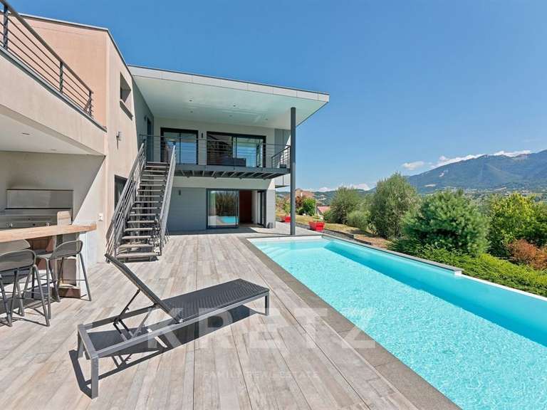Maison Argonay - 4 chambres - 288m²