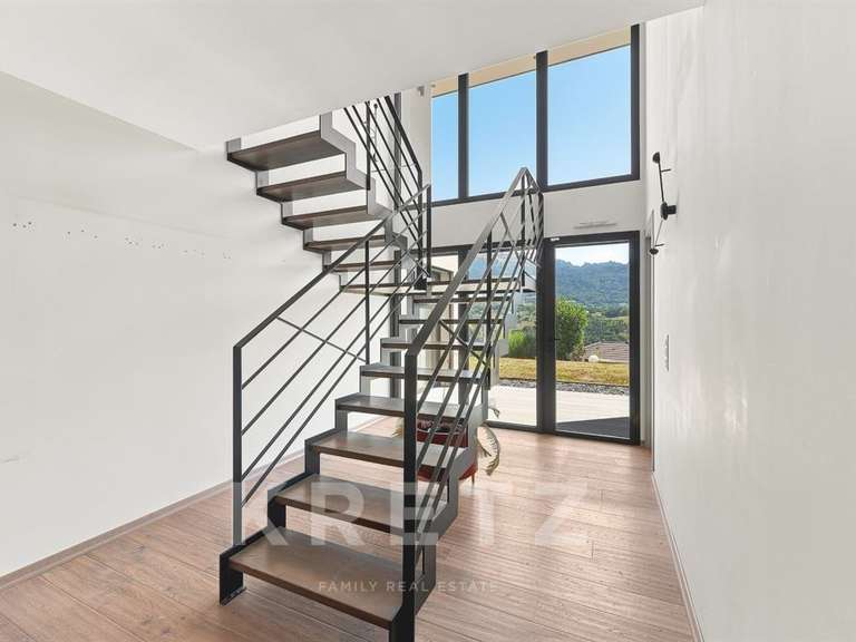 Maison Argonay - 4 chambres - 288m²