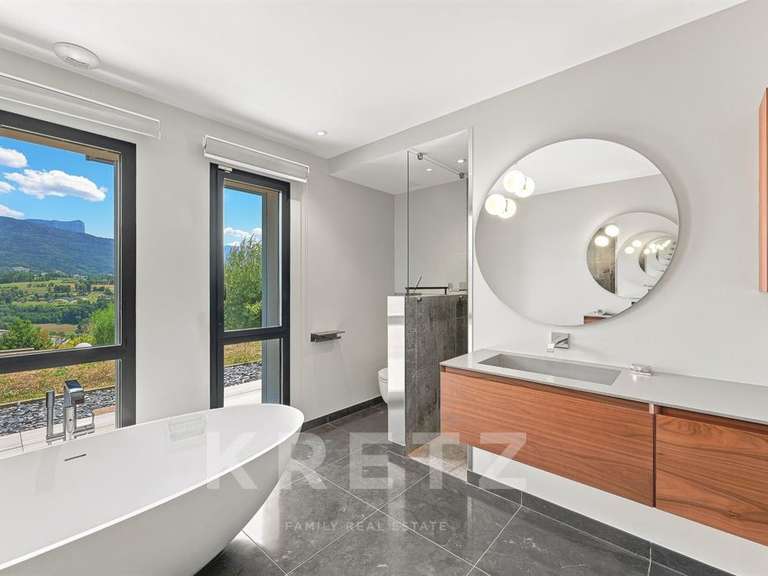 House Argonay - 4 bedrooms - 288m²