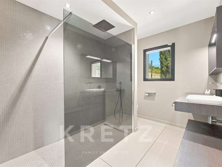 Maison Argonay - 4 chambres - 288m²