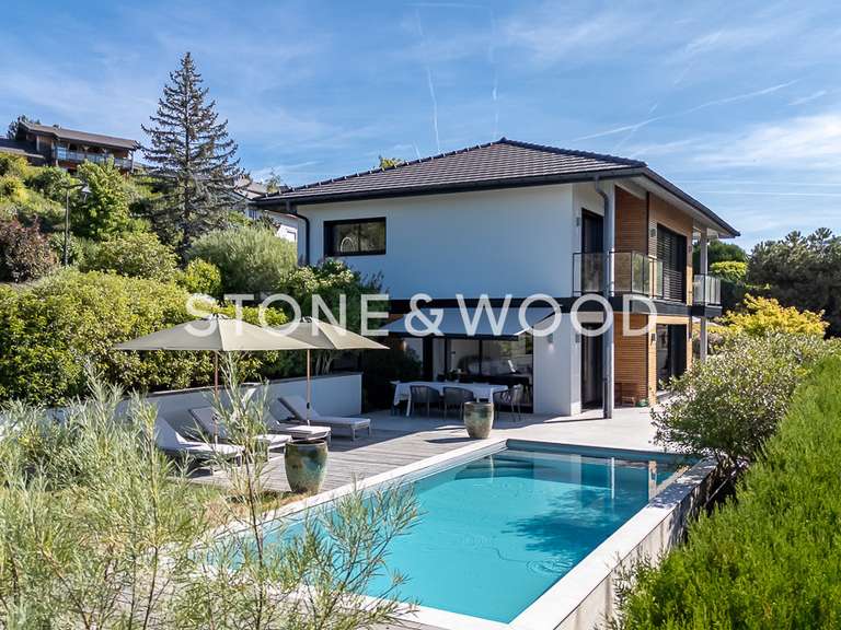 Maison Argonay - 3 chambres - 174m²