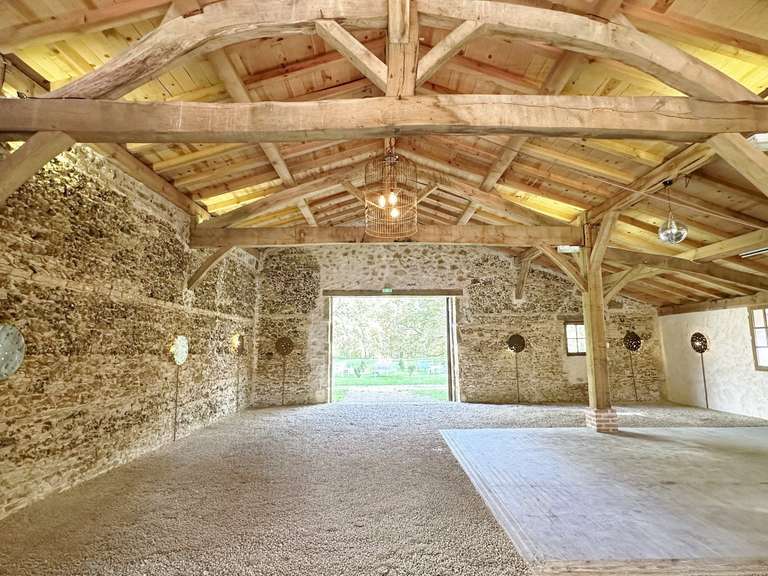 Maison Arjuzanx - 10 chambres - 850m²