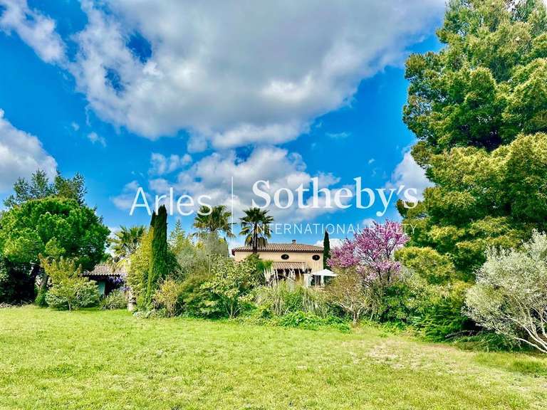 House Arles - 4 bedrooms - 196m²