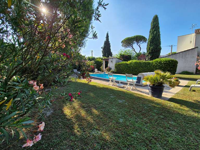 House Arles - 4 bedrooms - 180m²