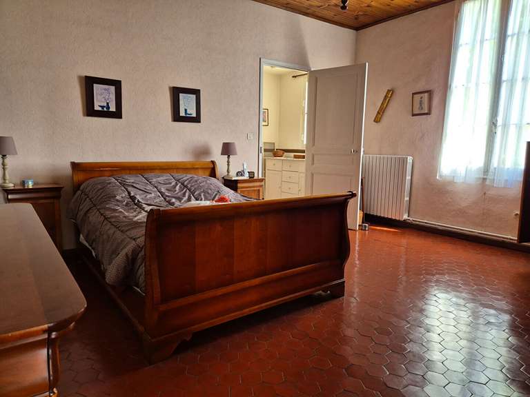 House Arles - 4 bedrooms - 180m²