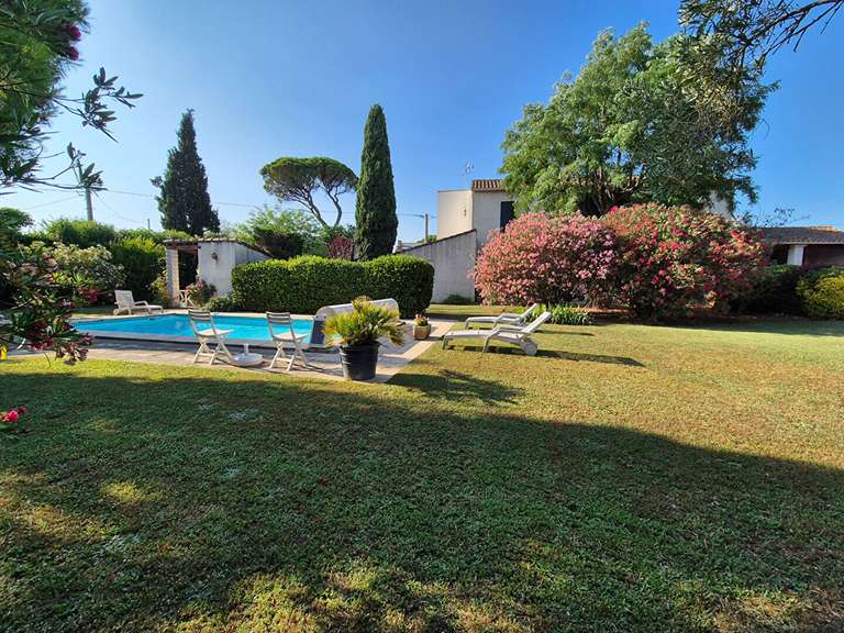 House Arles - 4 bedrooms - 180m²