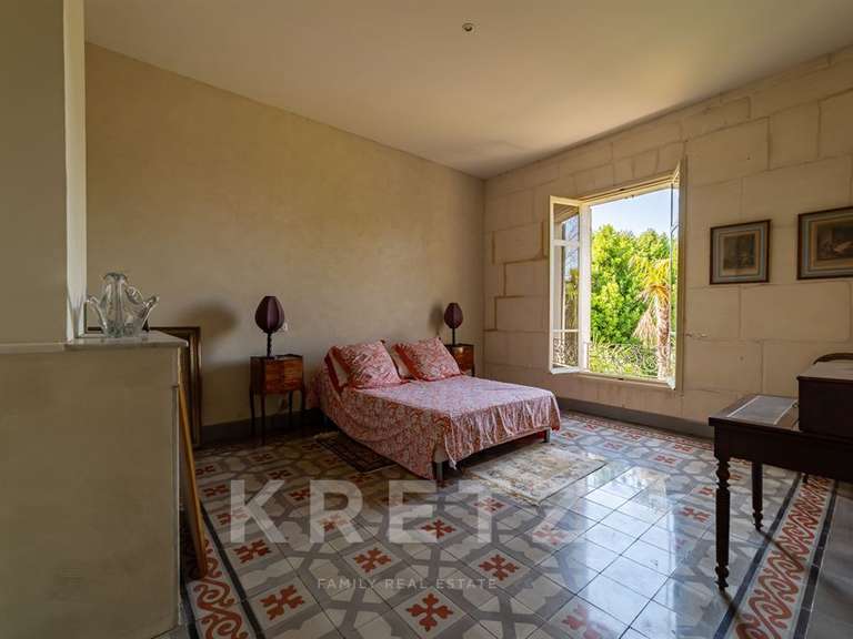 Maison Arles - 5 chambres - 270m²