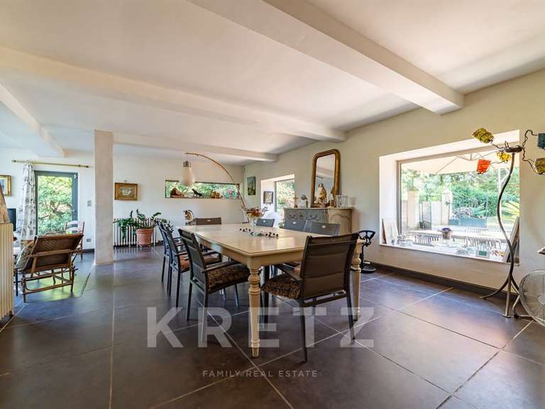 Maison Arles - 5 chambres - 270m²
