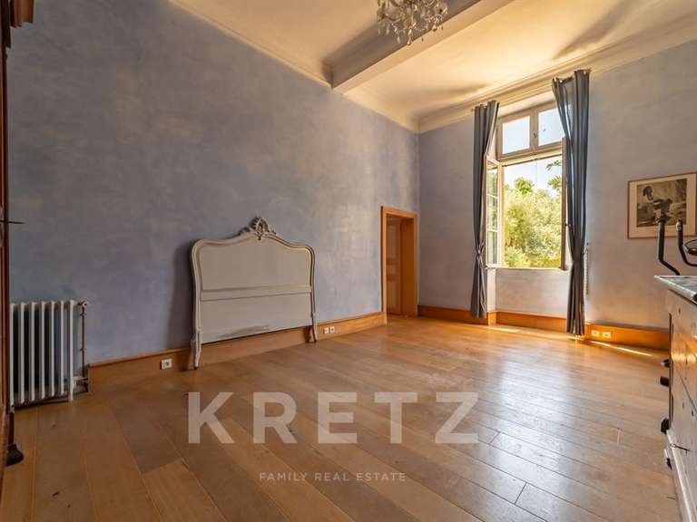 House Arles - 5 bedrooms - 562m²