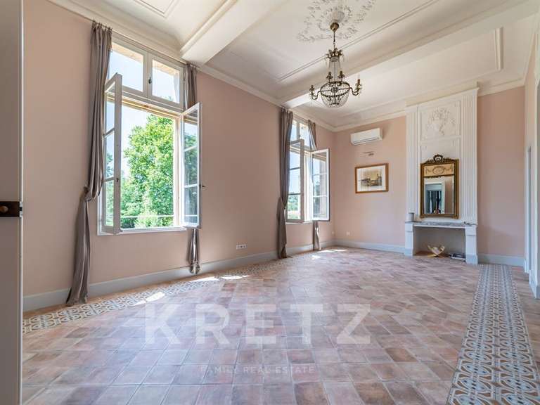 House Arles - 5 bedrooms - 562m²