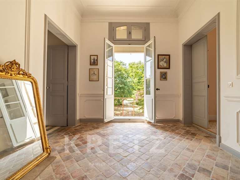 House Arles - 5 bedrooms - 562m²