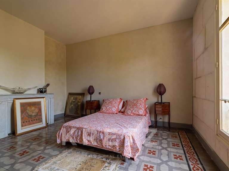 House Arles - 5 bedrooms - 270m²