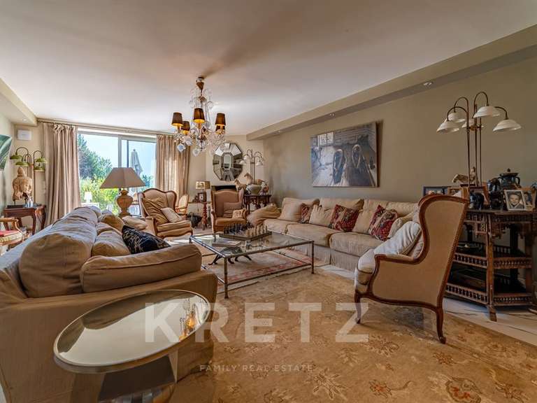 House Arles - 8 bedrooms - 560m²