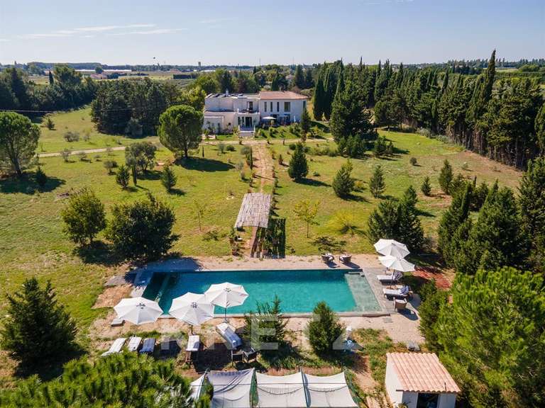 House Arles - 8 bedrooms - 560m²