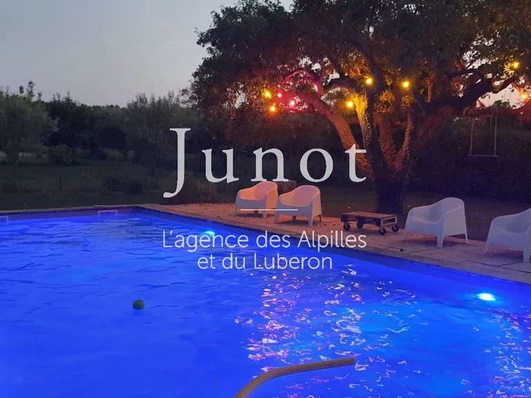 Maison Arles - 4 chambres - 300m²
