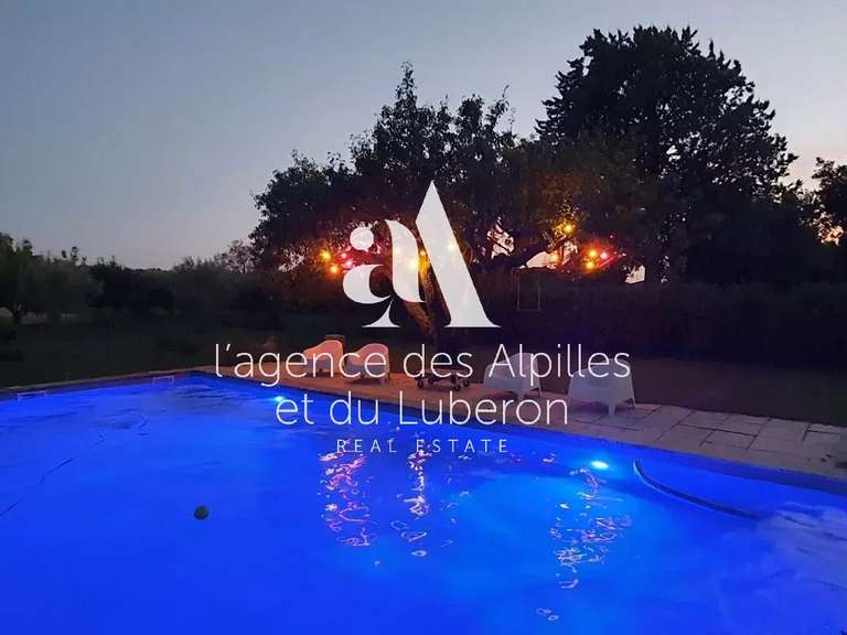 Maison Arles - 4 chambres - 300m²