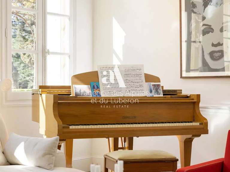 Maison Arles - 7 chambres - 1000m²