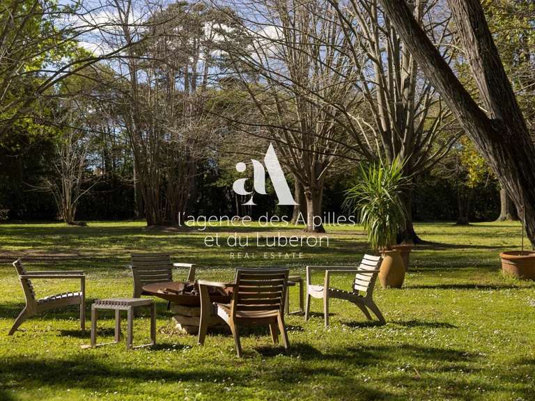 Maison Arles - 7 chambres - 1000m²
