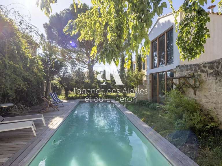 House Arles - 3 bedrooms - 220m²