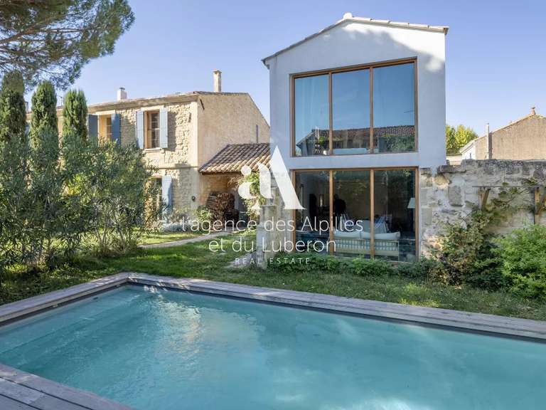 House Arles - 3 bedrooms - 220m²